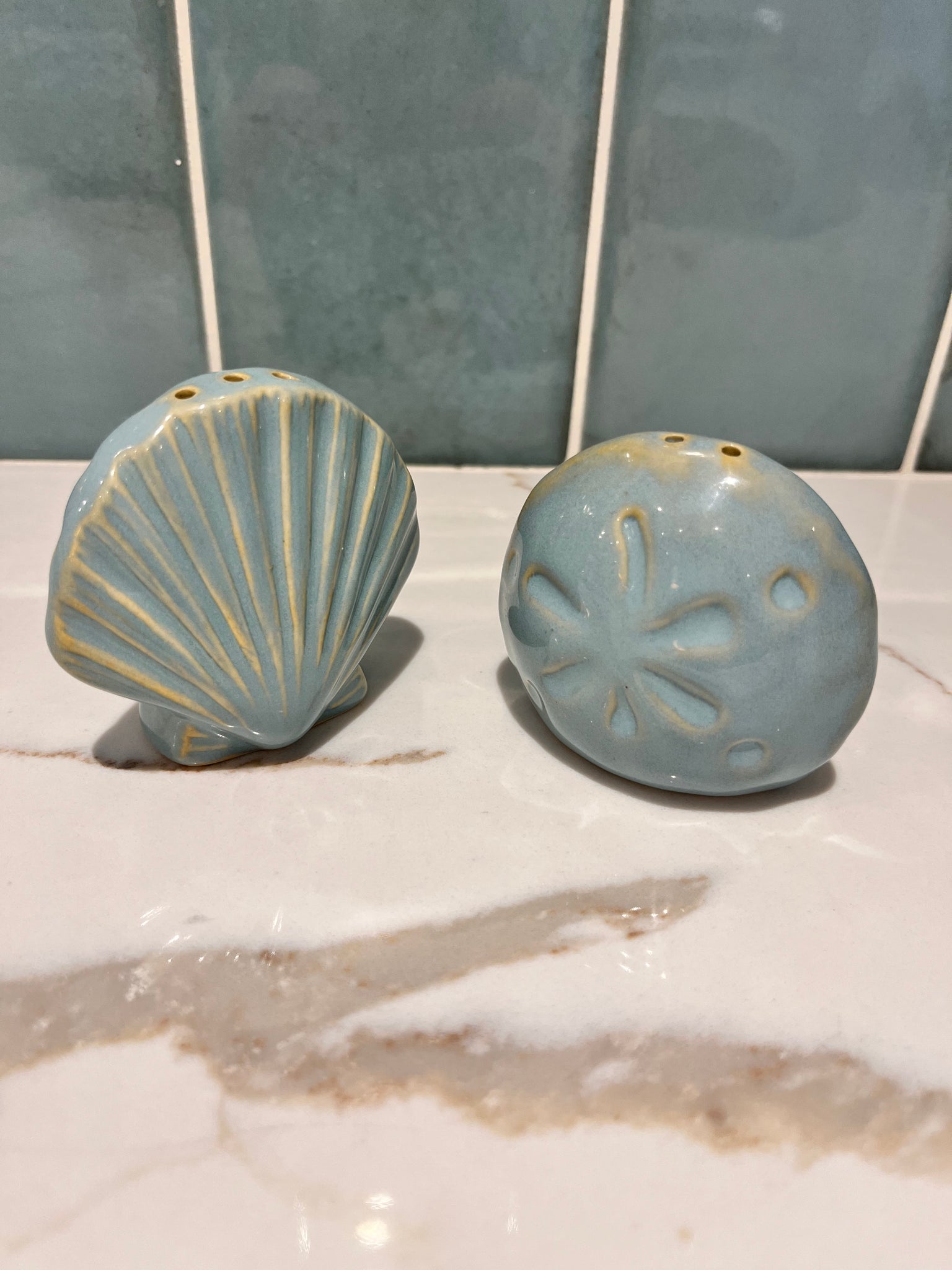 Vintage Shell and Sand Dollar S&P  Shakers