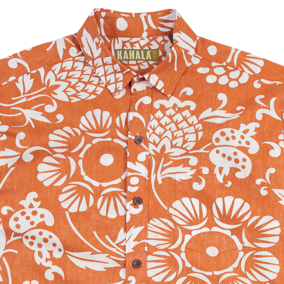 Collar detail of Kahala Men's Aloha Shirt Duke's Pareo design in Vintage Orange colour at Inner Beach Co, Toronto, Canada